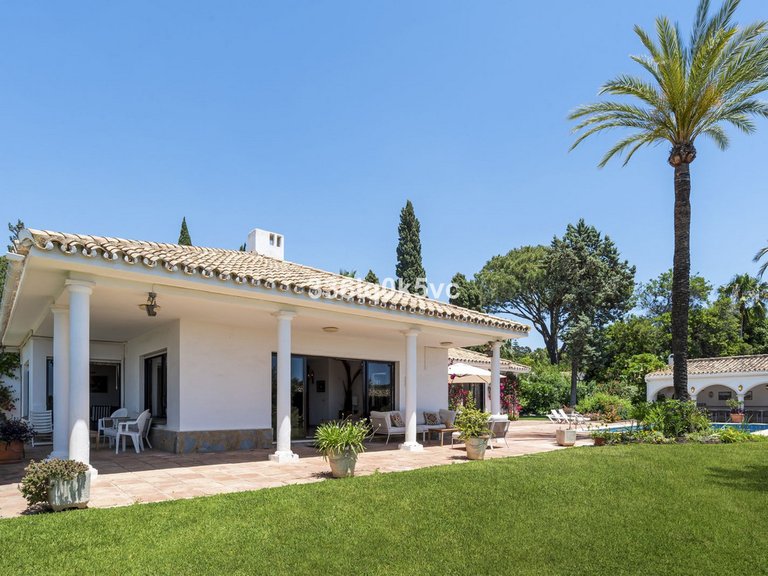 Villa for Sale in Marbella, Malaga 47