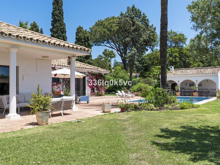 Villa for Sale in Marbella, Malaga 49