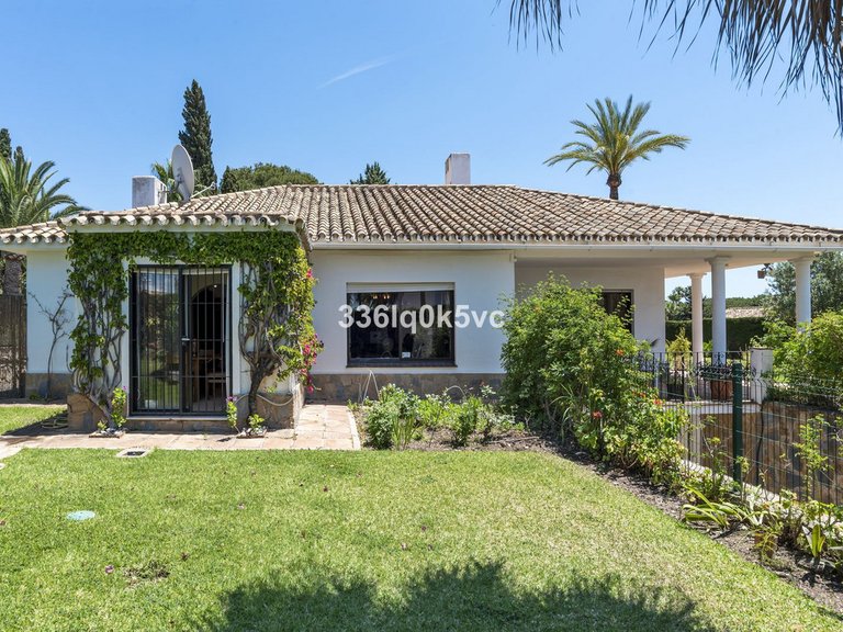 Villa for Sale in Marbella, Malaga 50