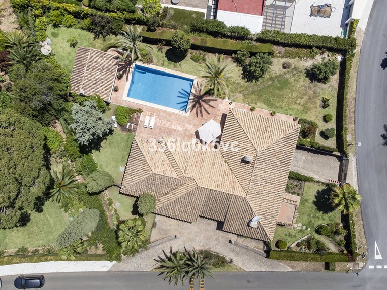 Villa for Sale in Marbella, Malaga 54
