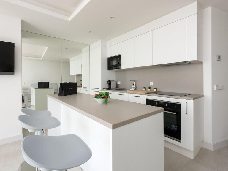 Apartment for Sale in Puerto Banús, Malaga 12