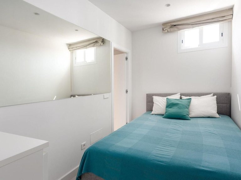 Apartment for Sale in Puerto Banús, Malaga 6