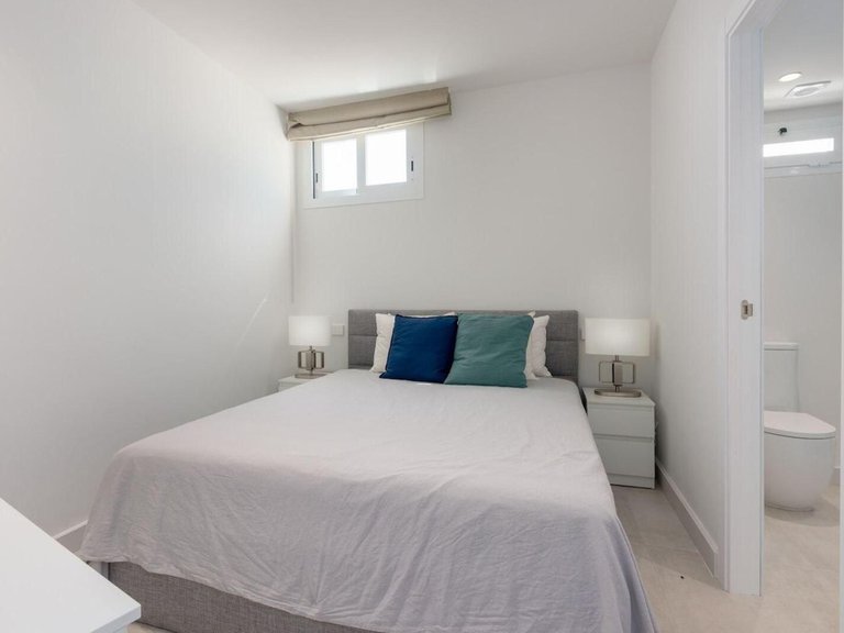 Apartment for Sale in Puerto Banús, Malaga 9