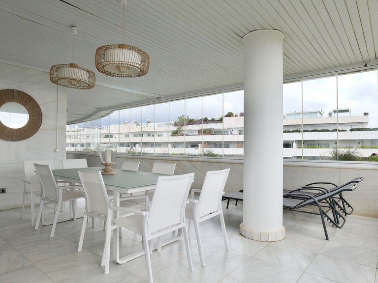 Apartment for Sale in Puerto Banús, Malaga 21