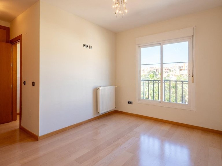 Villa for Sale in Los Pacos, Malaga 16