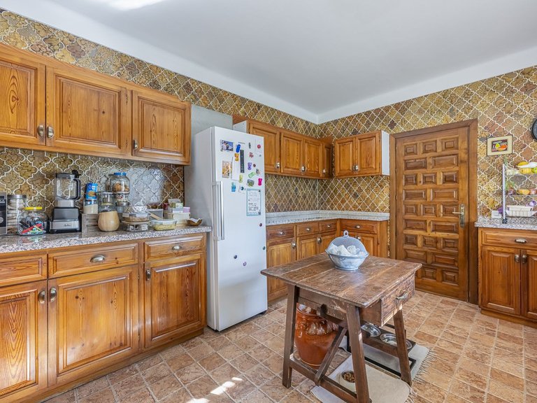 Villa for Sale in Guadalmina Alta, Malaga 21