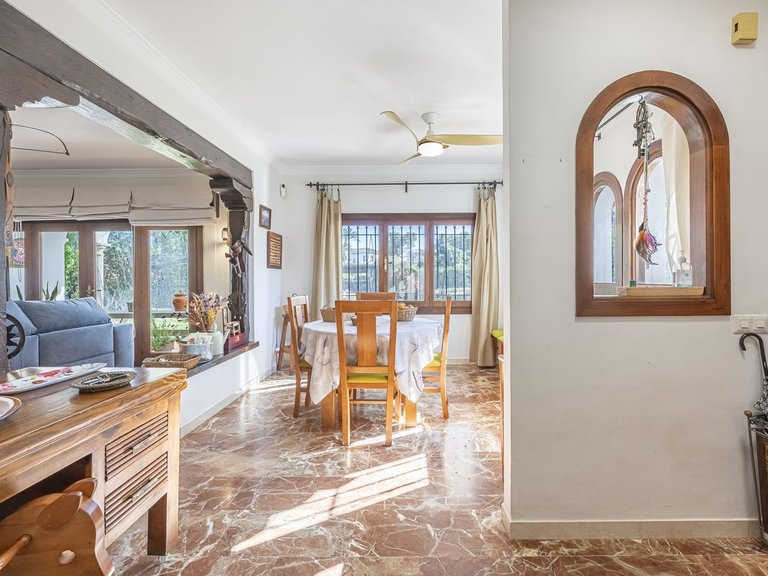 Villa for Sale in Guadalmina Alta, Malaga 9