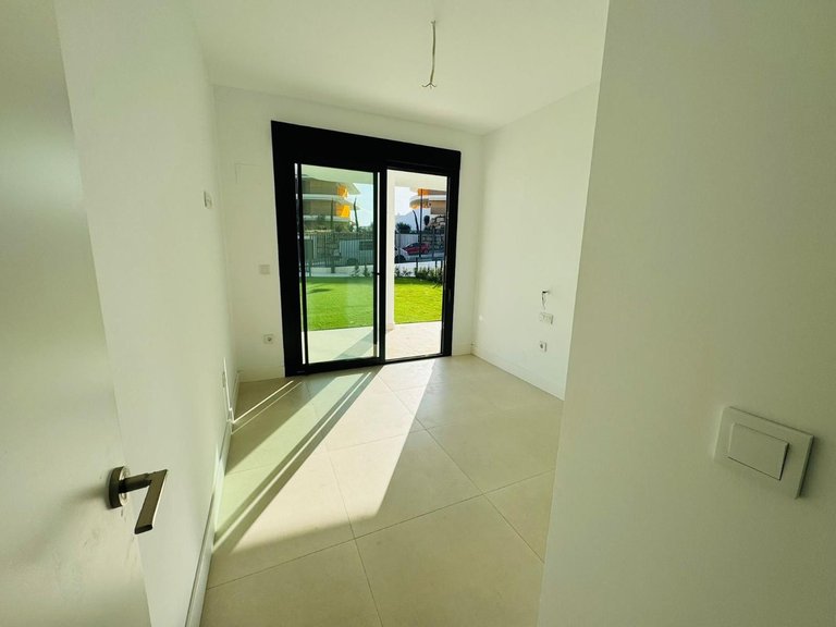 Apartment for Sale in Fuengirola, Malaga 10