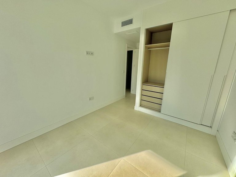 Apartment for Sale in Fuengirola, Malaga 13