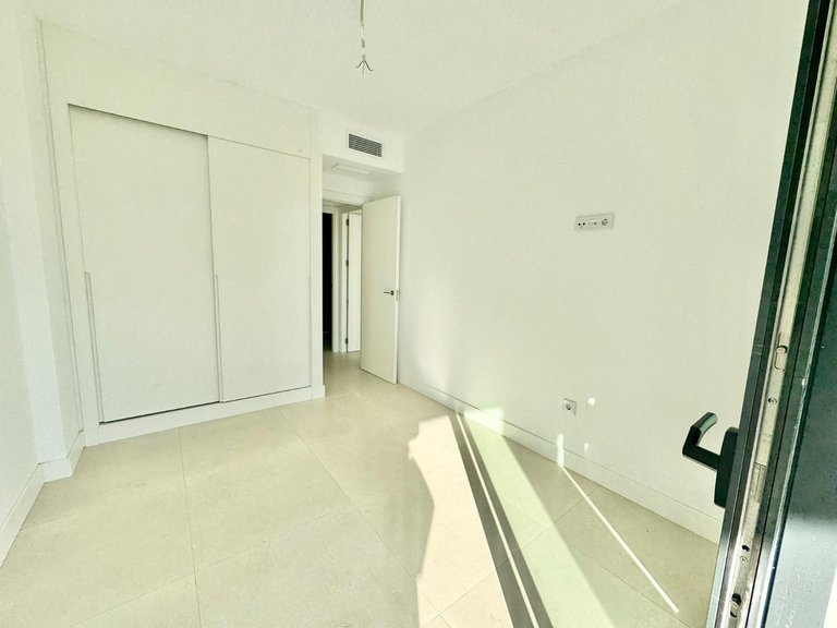 Apartment for Sale in Fuengirola, Malaga 14