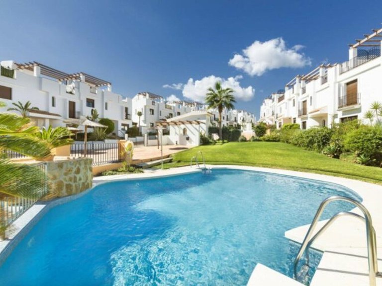 Apartment for Sale in La Alcaidesa, Cadiz 3
