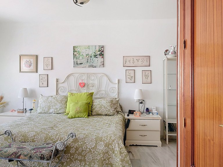 Villa for Sale in Fuengirola, Malaga 14