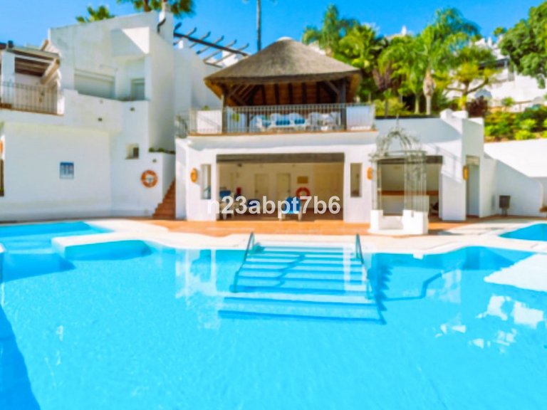 Villa for Sale in Istán, Malaga 18