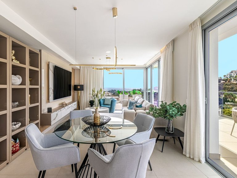 Penthouse for Sale in Calanova Golf, Malaga 2