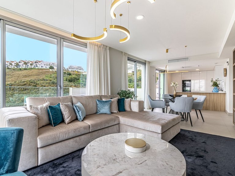 Penthouse for Sale in Calanova Golf, Malaga 3