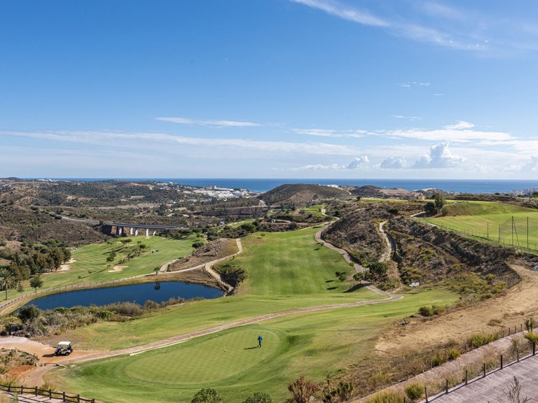 Penthouse for Sale in Calanova Golf, Malaga 35
