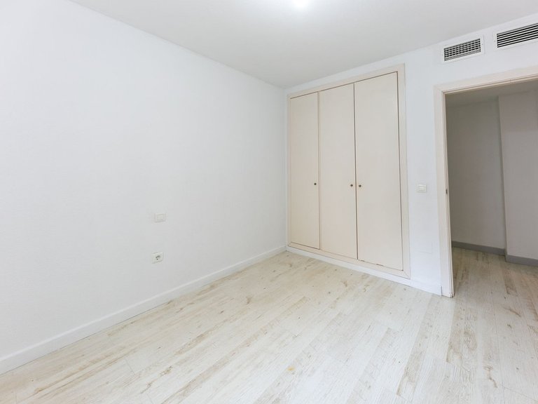 Apartment for Sale in Torrequebrada, Malaga 24