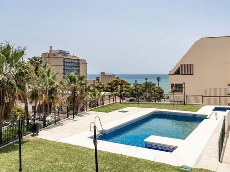 Apartment for Sale in Torrequebrada, Malaga 29