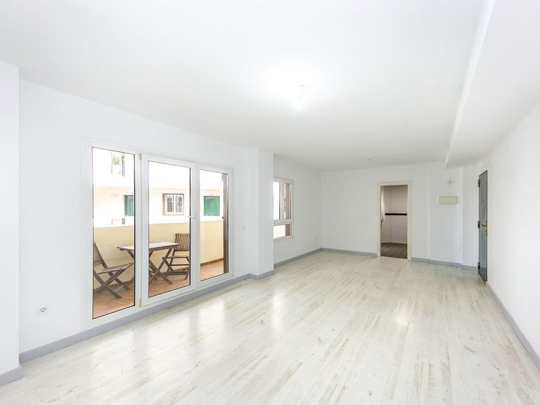 Apartment for Sale in Torrequebrada, Malaga 5