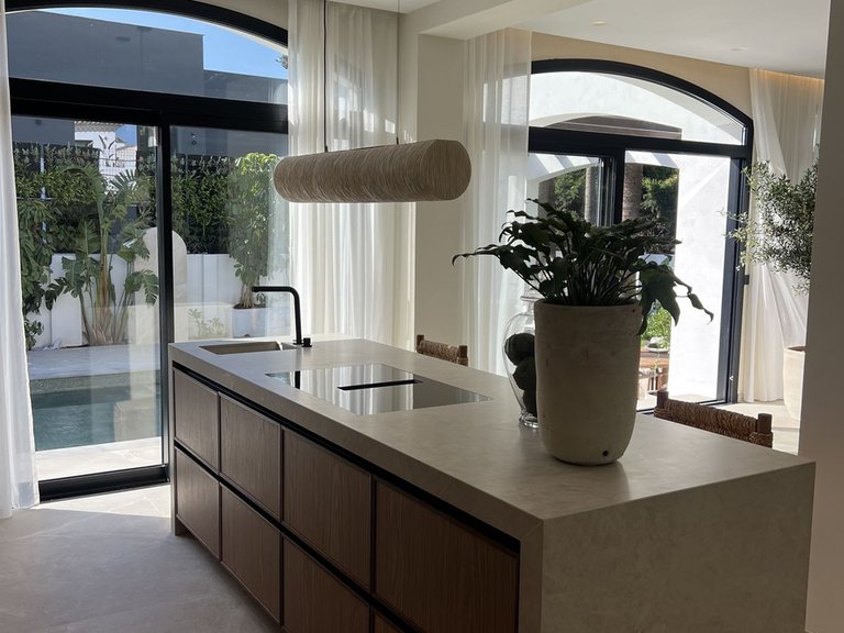 Villa for Sale in San Pedro De Alcántara, Malaga 13