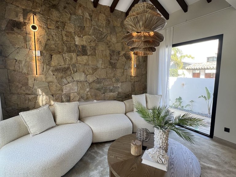 Villa for Sale in San Pedro De Alcántara, Malaga 17