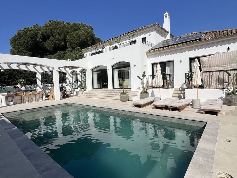 Villa for Sale in San Pedro De Alcántara, Malaga 36