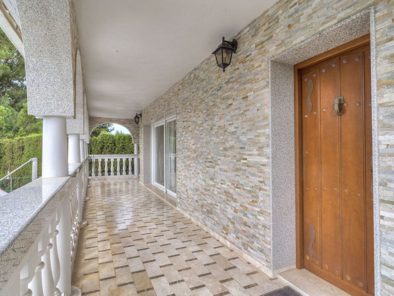 Villa for Sale in Carib Playa, Malaga 13