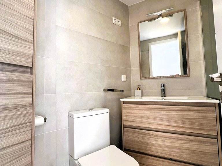Apartment for Sale in Calahonda, Malaga 16