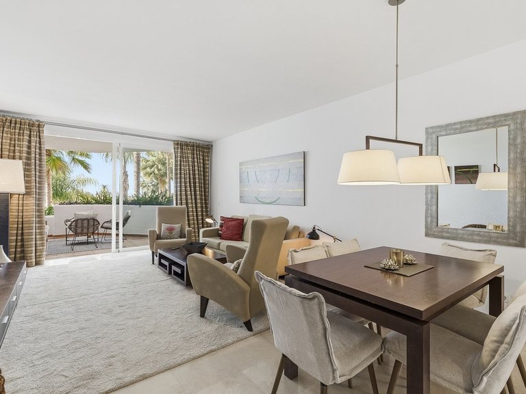 Apartment for Sale in Nueva Andalucía, Malaga 10