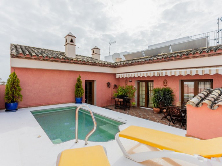 Villa for Sale in Estepona, Malaga 18