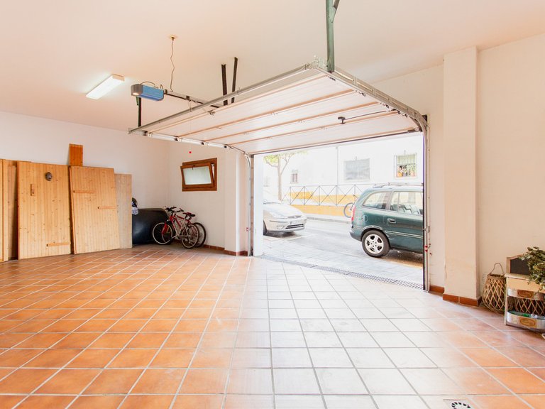Villa for Sale in Estepona, Malaga 30