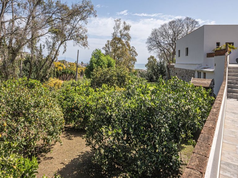 Villa for Sale in Benalmadena Pueblo, Malaga 23