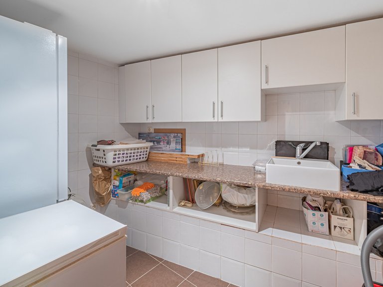Villa for Sale in The Golden Mile, Malaga 13