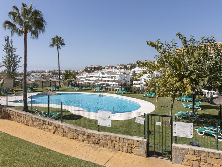 Apartment for Sale in Selwo, Malaga 1