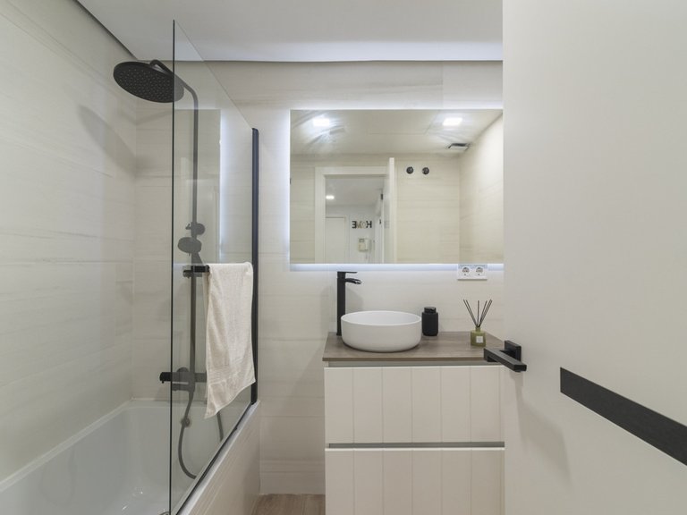 Apartment for Sale in Selwo, Malaga 17