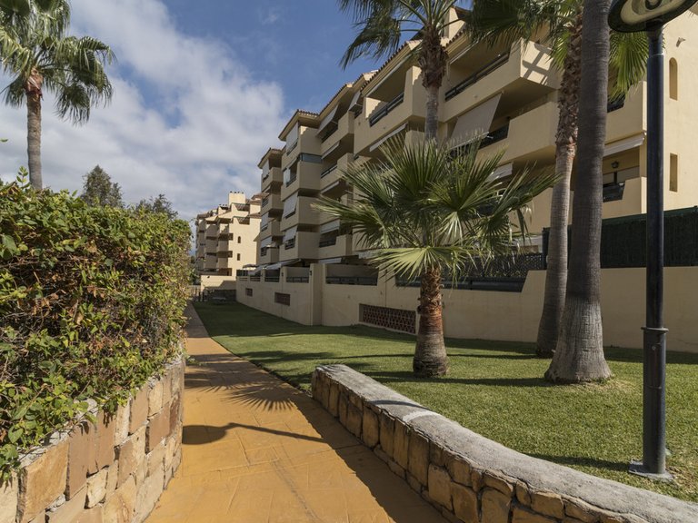 Apartment for Sale in Selwo, Malaga 4