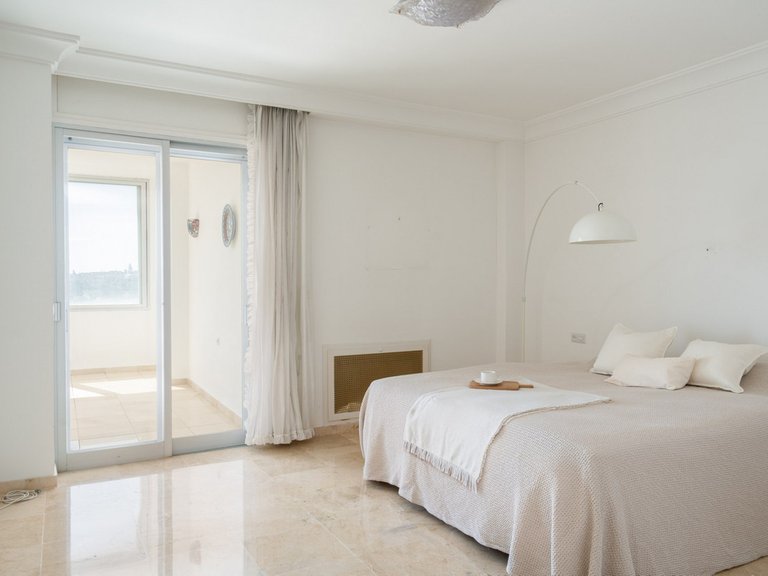 Apartment for Sale in Guadalmina Alta, Malaga 10