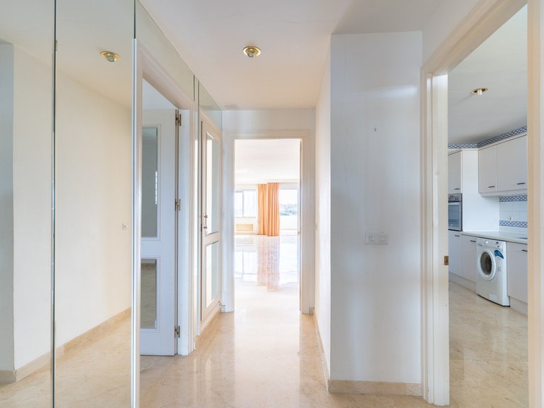 Apartment for Sale in Guadalmina Alta, Malaga 17