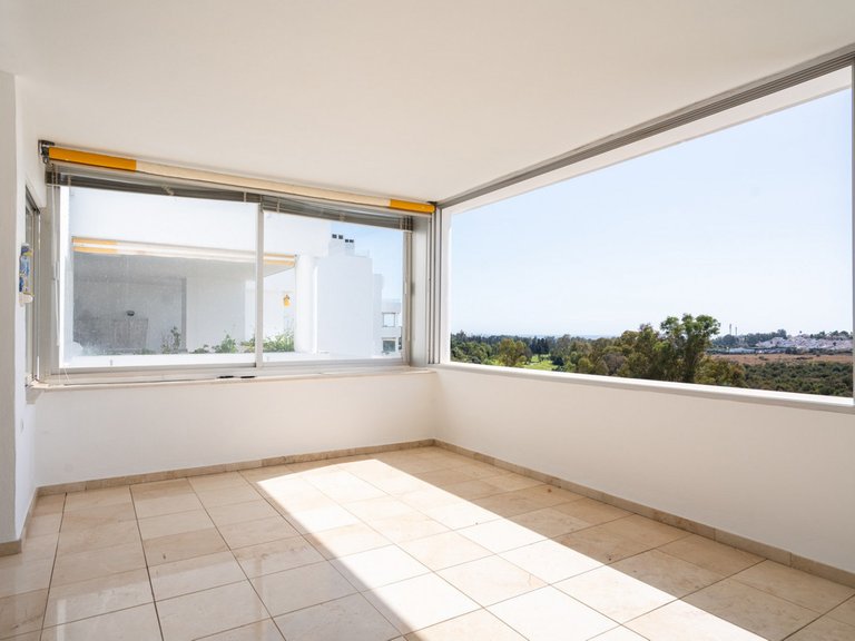 Apartment for Sale in Guadalmina Alta, Malaga 4