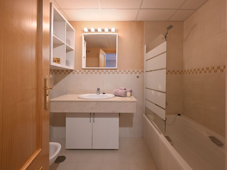 Apartment for Sale in Calahonda, Malaga 15