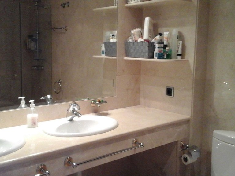 Apartment for Sale in Puerto Banús, Malaga 18