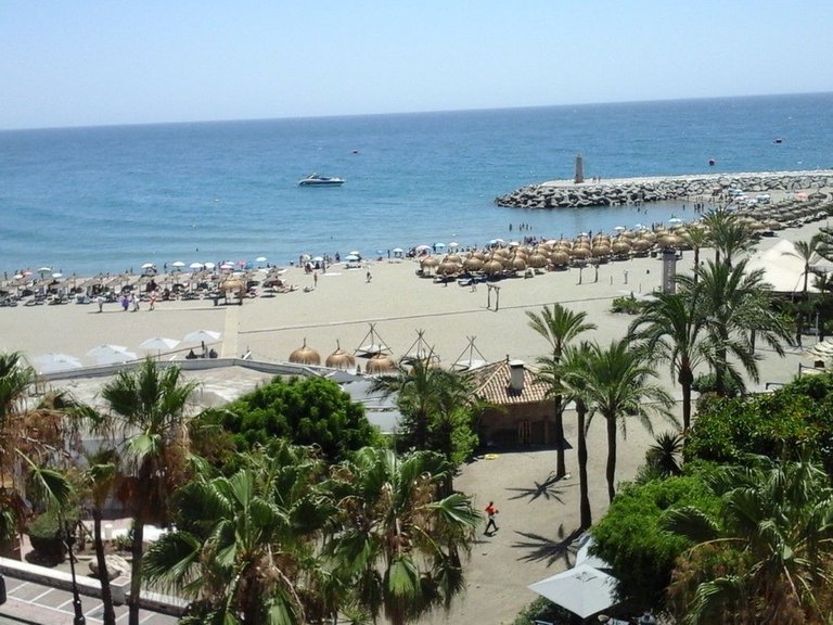 Apartment for Sale in Puerto Banús, Malaga 4