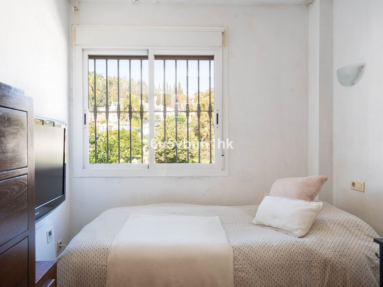 Villa for Sale in El Coto, Malaga 19