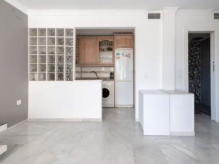 Apartment for Sale in Marbella, Malaga 14
