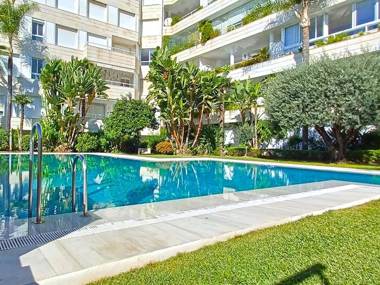 Apartment for Sale in Marbella, Malaga 18