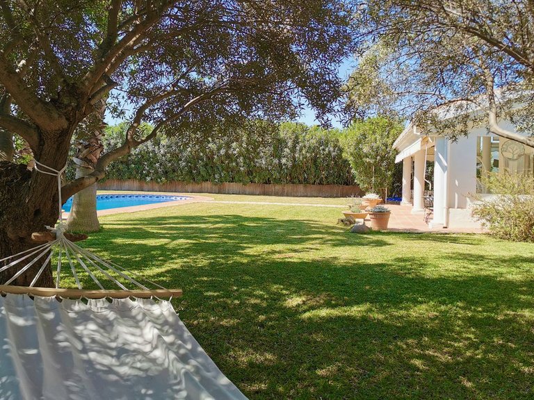 Villa for Sale in Alhaurín El Grande, Malaga 30