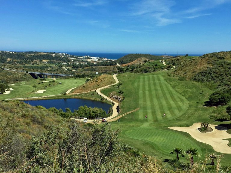 Apartment for Sale in Calanova Golf, Malaga 10