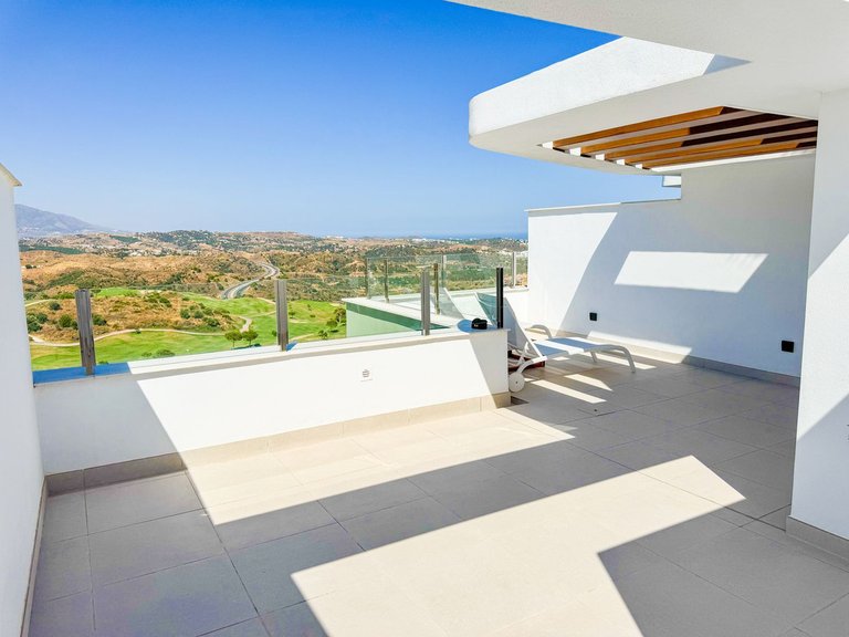 Apartment for Sale in Calanova Golf, Malaga 22