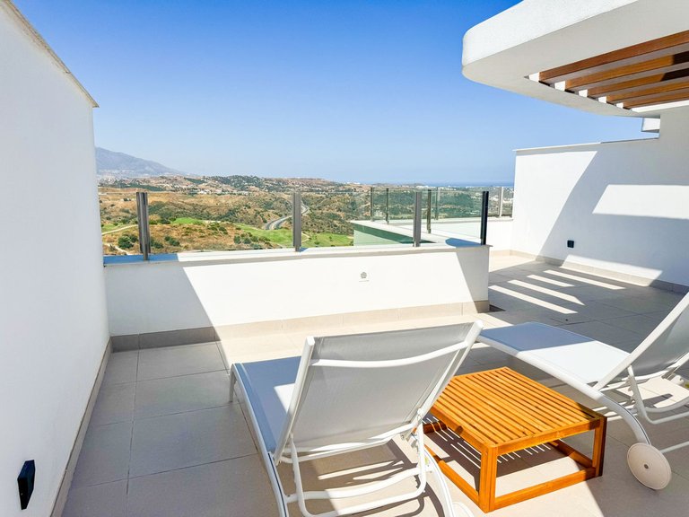 Apartment for Sale in Calanova Golf, Malaga 24