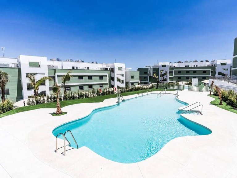 Apartment for Sale in Calanova Golf, Malaga 3